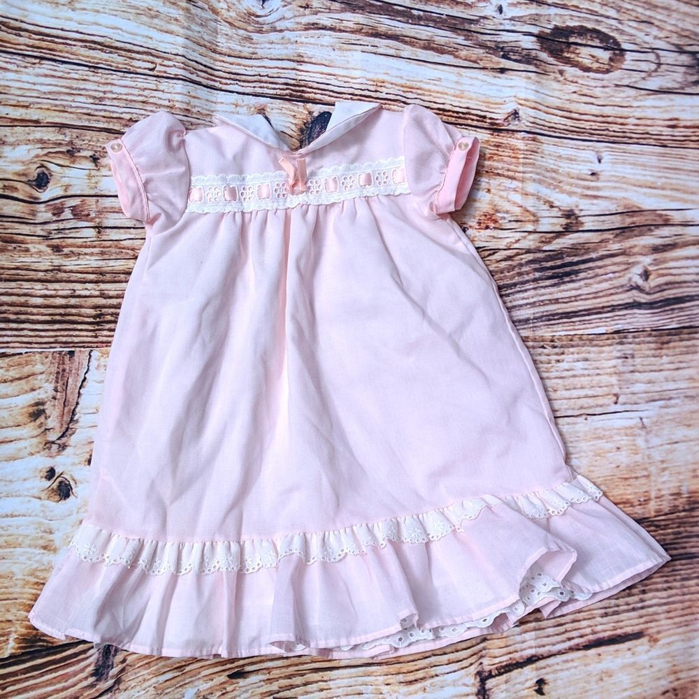 Something pretty vintage dress newborn 0-3